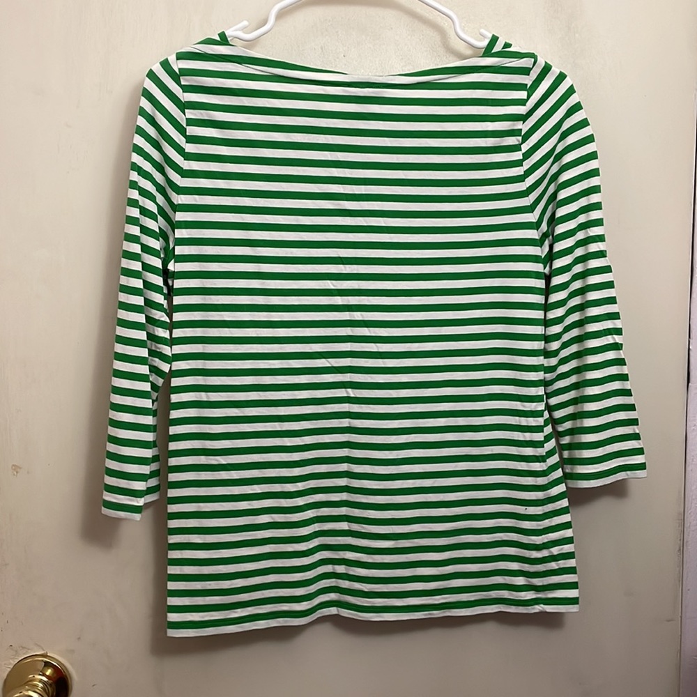 ✨Donated✨ 💝5/$25💝 Green long sleeve stripped shirt - Picture 2 of 2